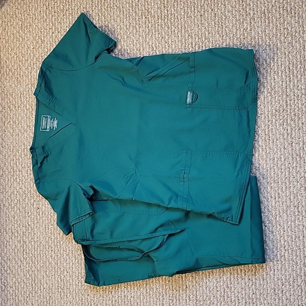 Cherokee Workwear Revolution Women's Scrub Set Size Small Tall Green